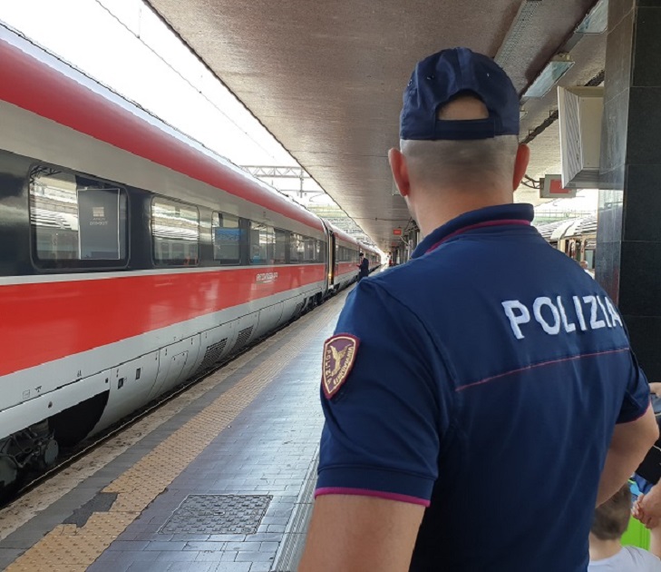 La Polizia ferroviaria della Sicilia ha svolto i controlli su strada, lungo linea e in 14 centri di raccolta e trattamento di rifiuti speciali e metallici specialmente di rame