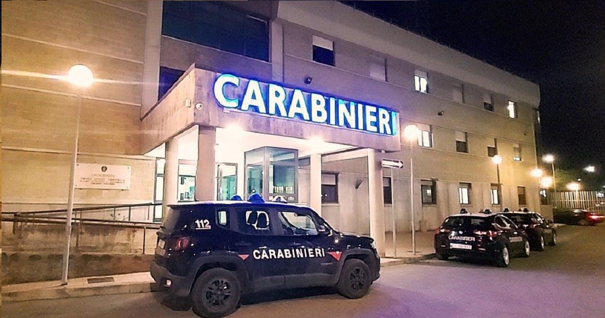 Il Reparto Territoriale dei Carabinieri di Gela ha eseguito un’ordinanza del Gip del locale Tribunale che ha posto agli arresti domiciliari un sacerdote